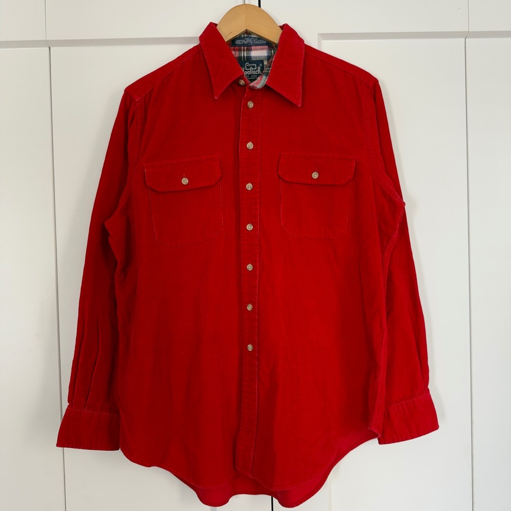 Vintage Mens Large Woolrich Button Down Shirt Red Corduroy Cotton